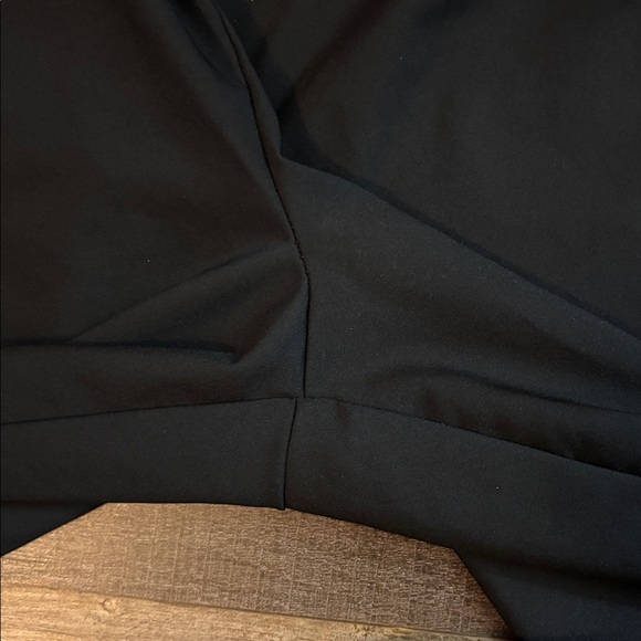 Nike Black Crooped Pants with White Stripe - Picture 3 of 4